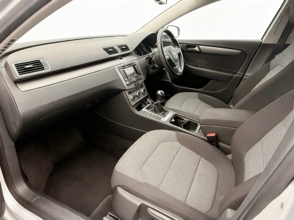 Used Volkswagen Passat 2013 for sale - 77558113: Photo 21