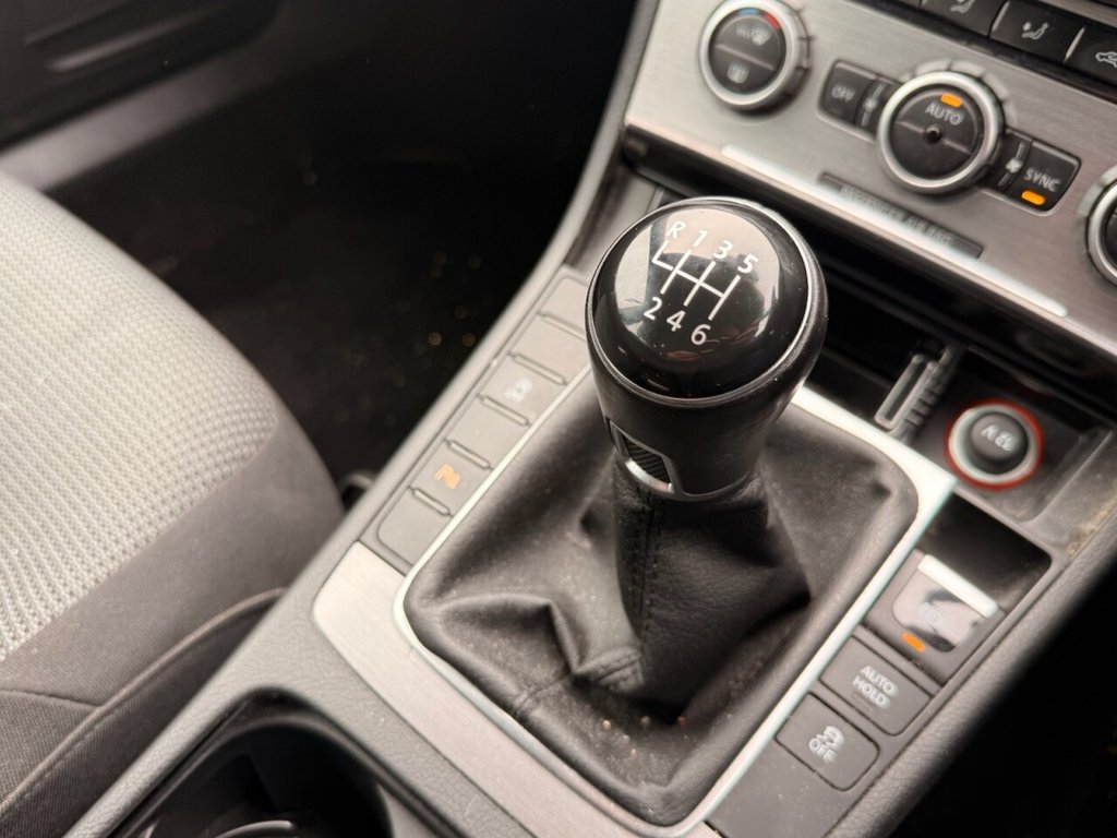 Used Volkswagen Passat 2013 for sale - 77558113: Photo 34