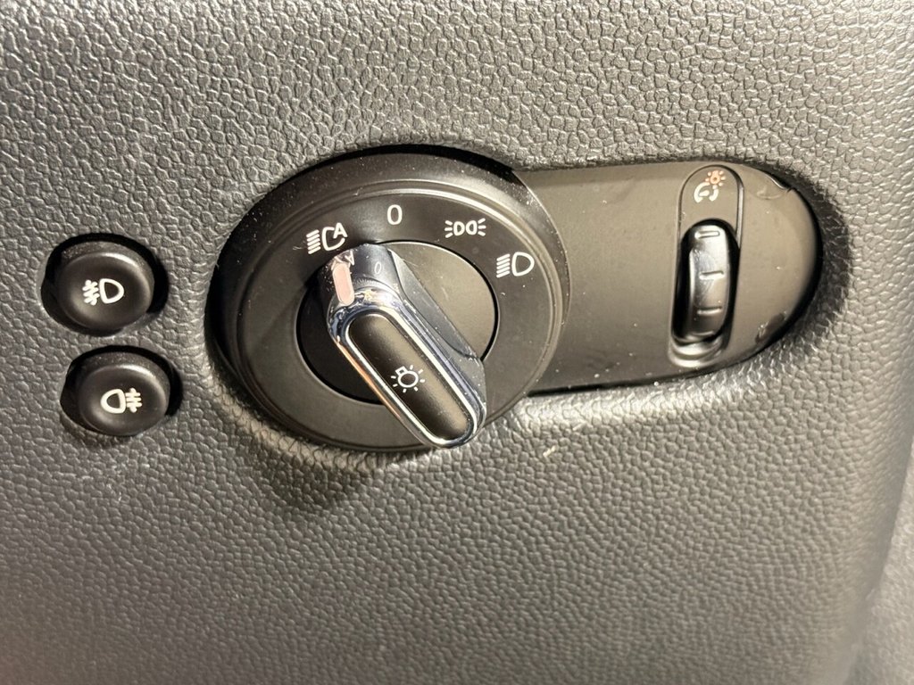 Used MINI Convertible 2017 for sale - 77020461: Photo 50