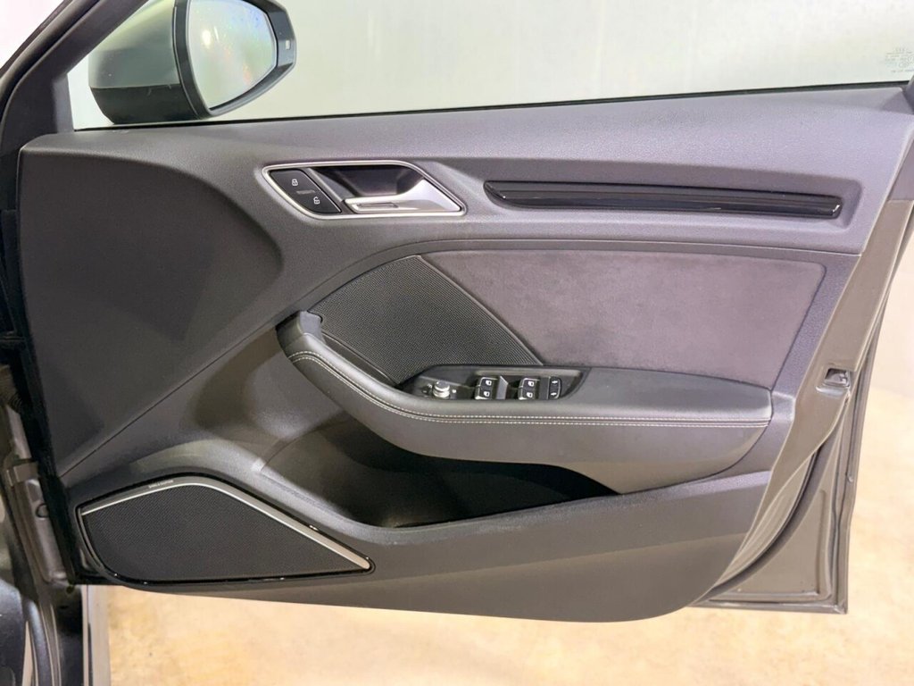 Used Audi RS3 2015 for sale - 76470394: Photo 22