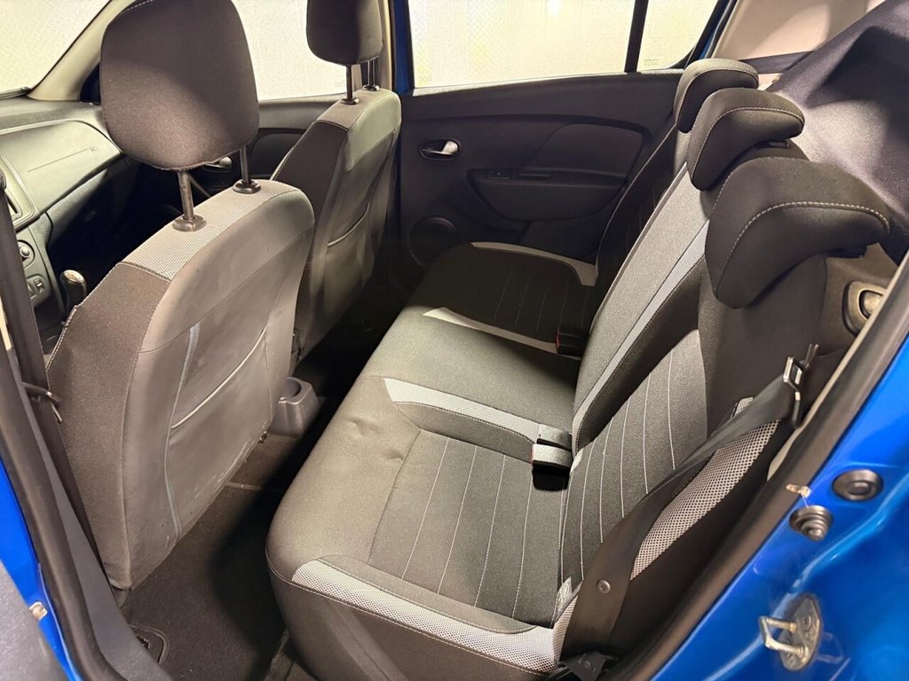 Used Dacia Sandero Stepway 2016 for sale - 76173157: Photo 13