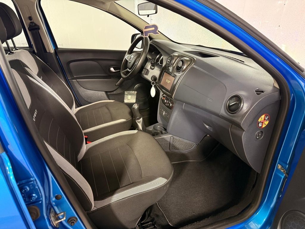 Used Dacia Sandero Stepway 2016 for sale - 76173157: Photo 19