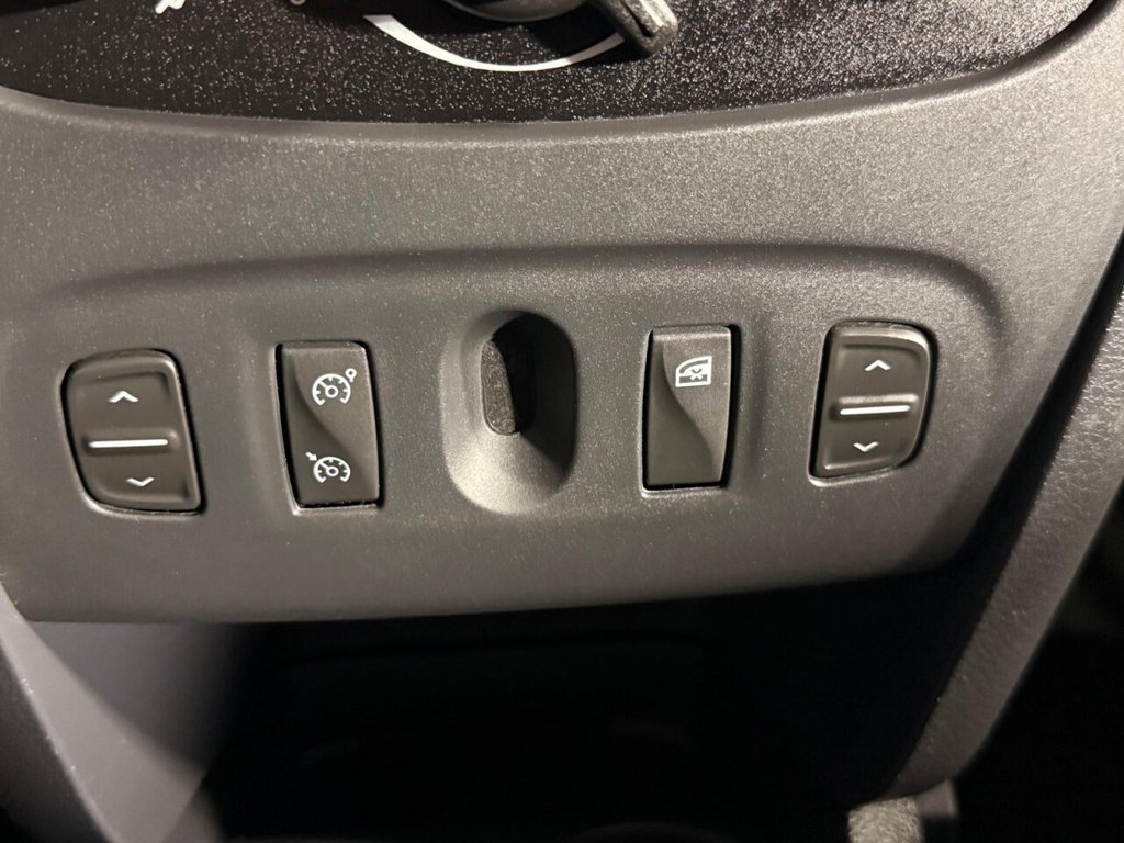 Used Dacia Sandero Stepway 2016 for sale - 76173157: Photo 36