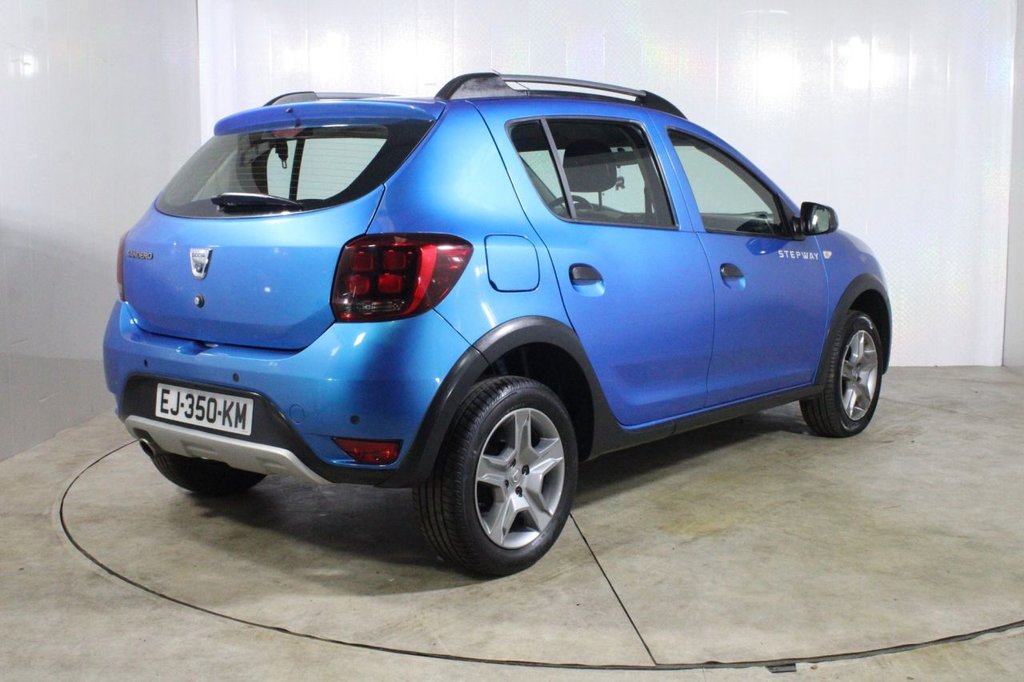 Used Dacia Sandero Stepway 2016 for sale - 76173157: Photo 6