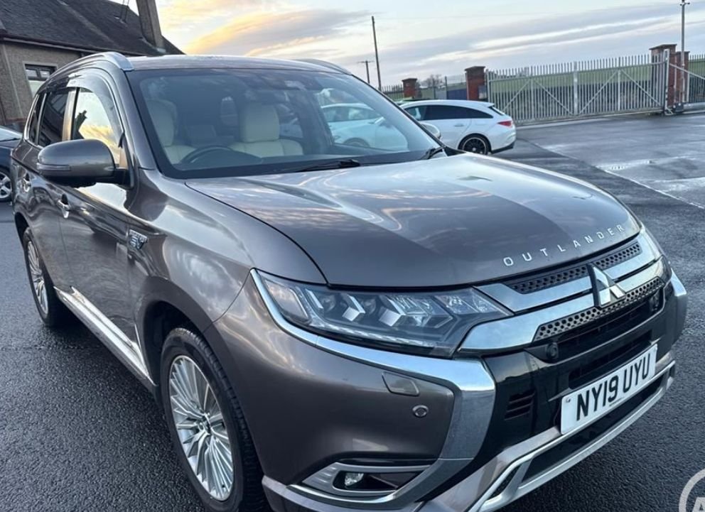 Used Mitsubishi Outlander 2019 for sale - 77139756: Photo 3