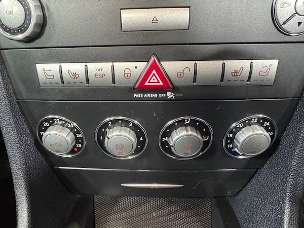 Used Mercedes-Benz SLK 2008 for sale - 74675656: Photo 25
