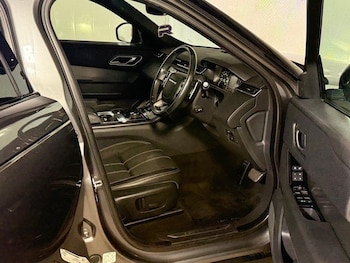 Used Land Rover Range Rover Velar 2018 for sale - 78688767: Photo