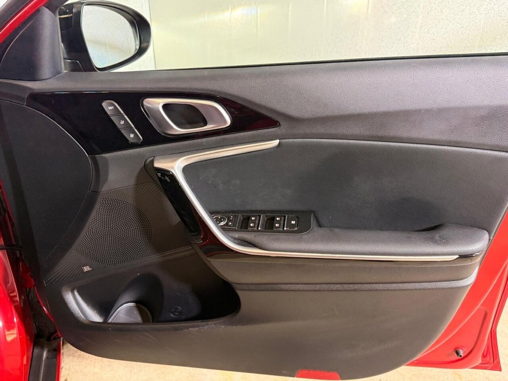 Used Kia XCeed 2023 for sale - 77132957: Photo 14