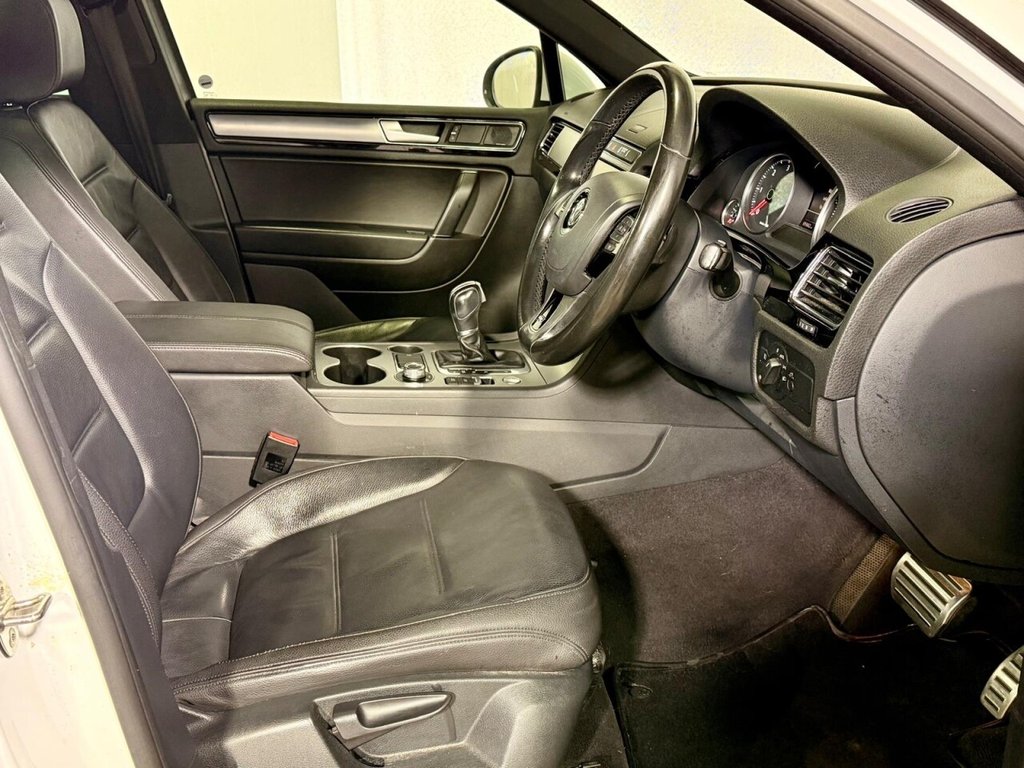 Used Volkswagen Touareg 2016 for sale - 76590855: Photo 14