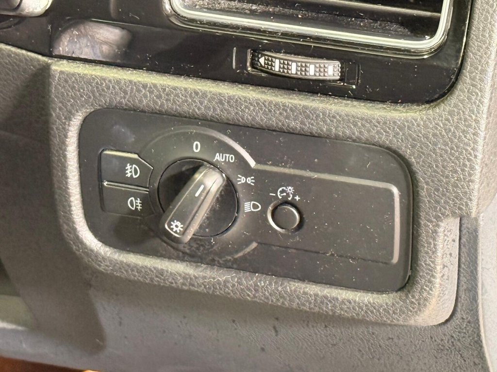 Used Volkswagen Touareg 2016 for sale - 76590855: Photo 29