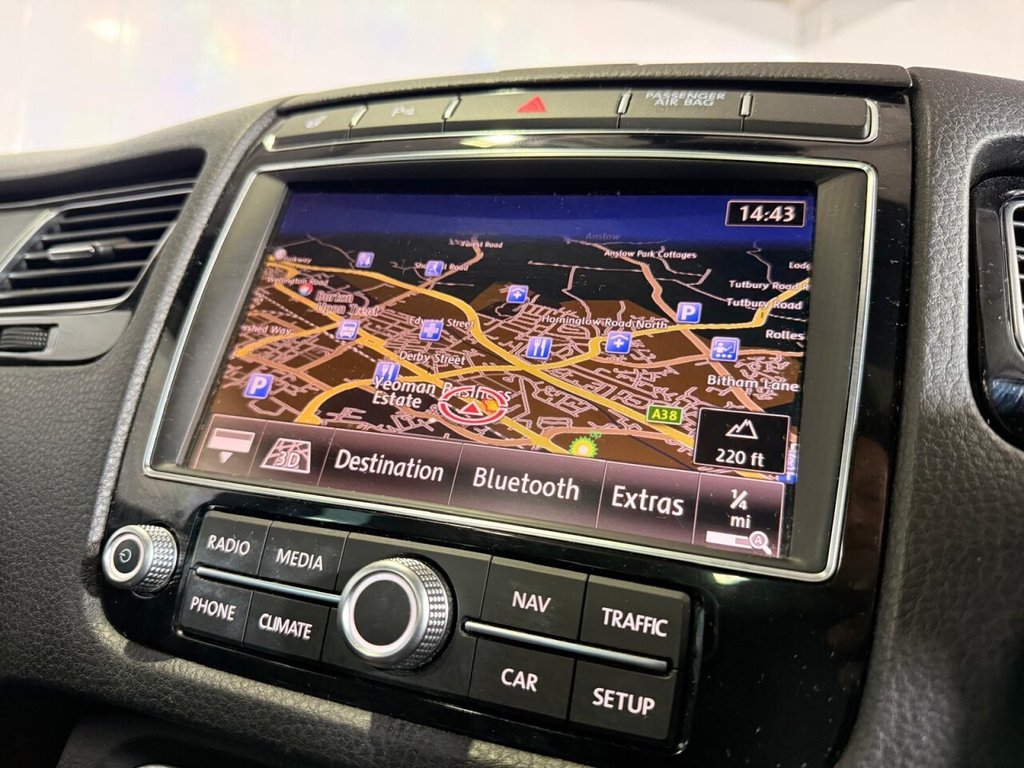 Used Volkswagen Touareg 2016 for sale - 76590855: Photo 48