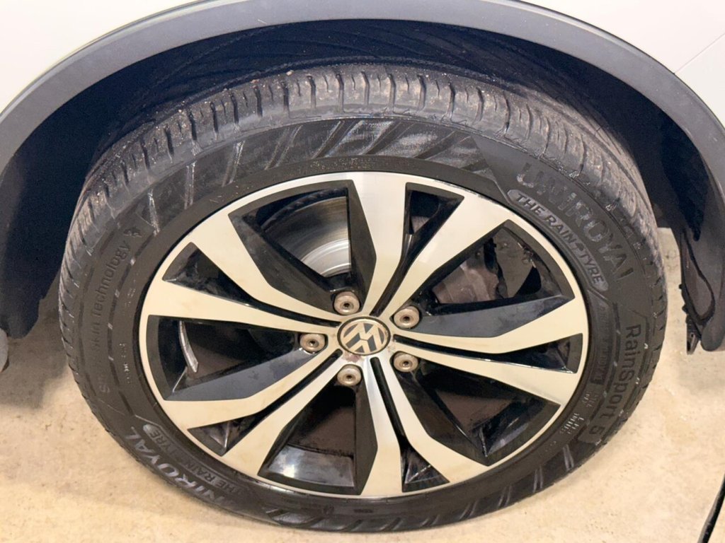 Used Volkswagen Touareg 2016 for sale - 76590855: Photo 61