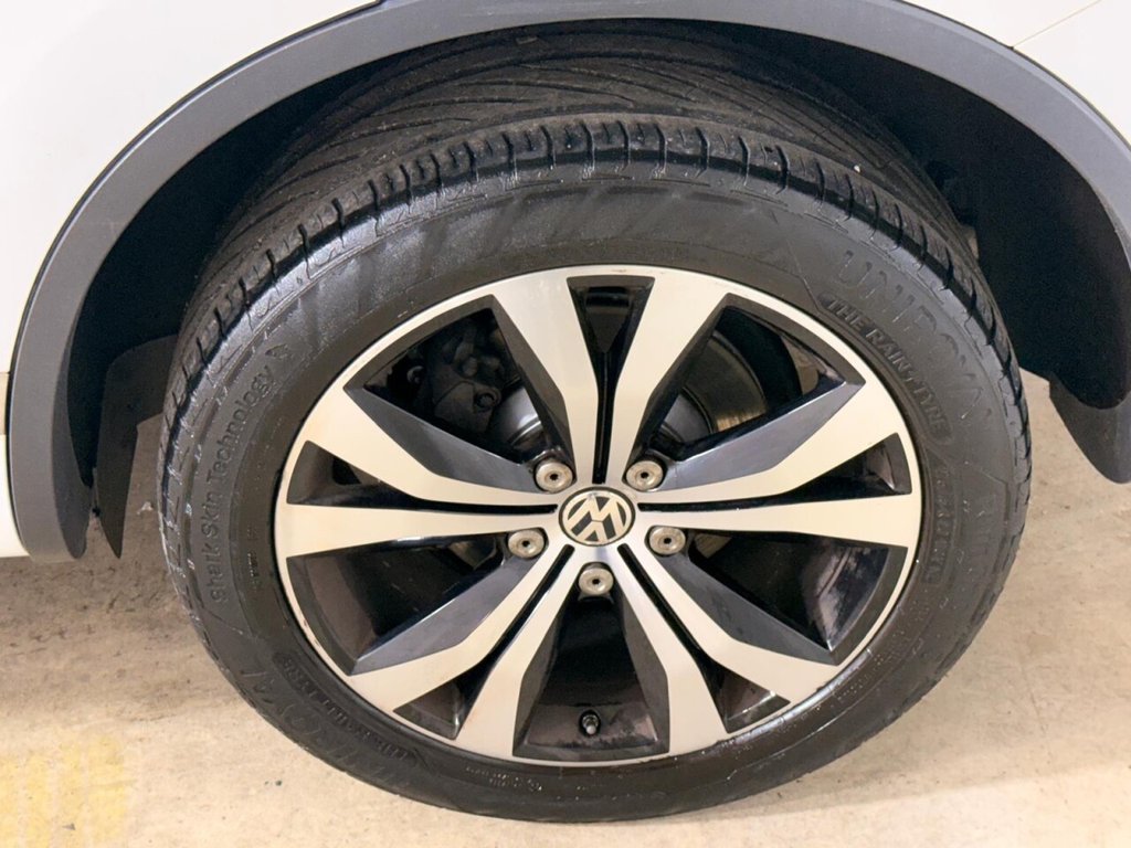 Used Volkswagen Touareg 2016 for sale - 76590855: Photo 62