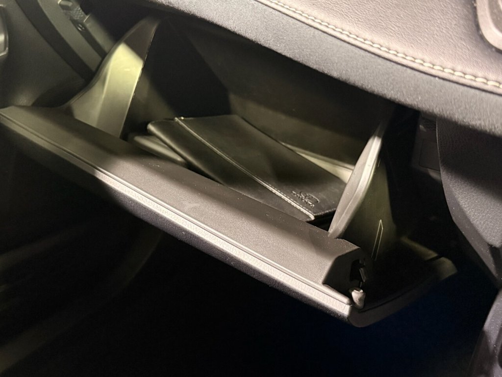 Used Toyota RAV4 2017 for sale - 77328077: Photo 12