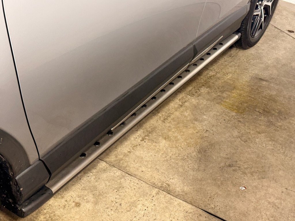 Used Toyota RAV4 2017 for sale - 77328077: Photo 45