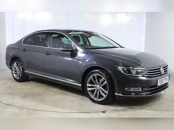 Volkswagen - Passat
