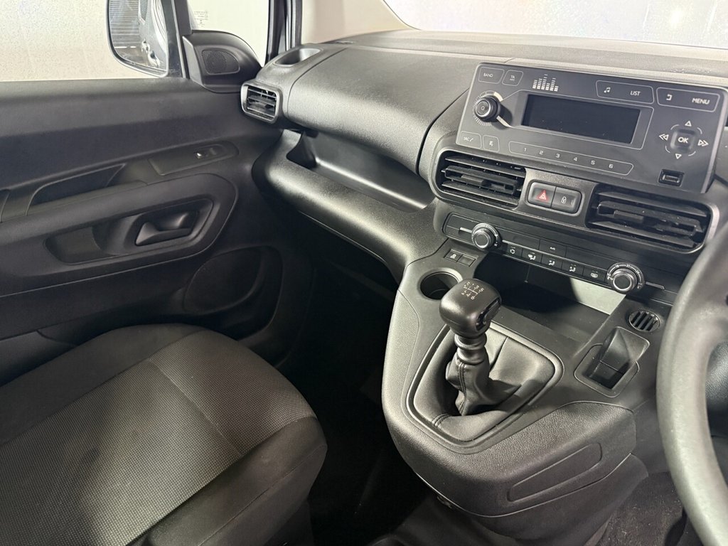 Vehicle 29