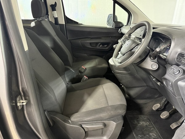 Used Vauxhall Combo Life 2019 for sale - 75573854: Photo 30