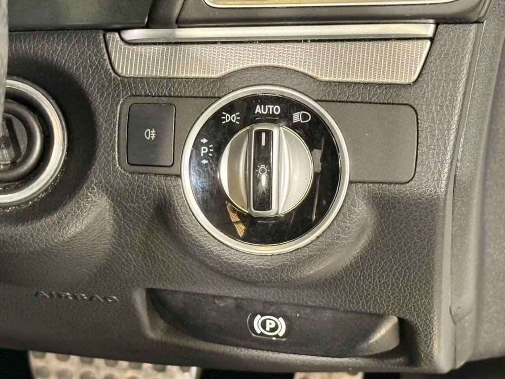 Used Mercedes-Benz E Class 2015 for sale - 76520604: Photo 25