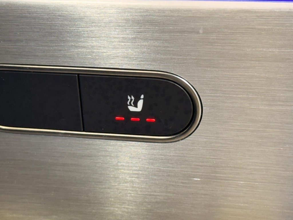 Used Mercedes-Benz CLA 2022 for sale - 75230398: Photo 32