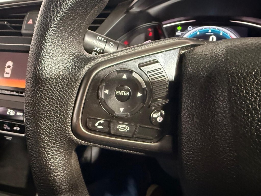 Used Honda Civic 2018 for sale - 76203500: Photo 22