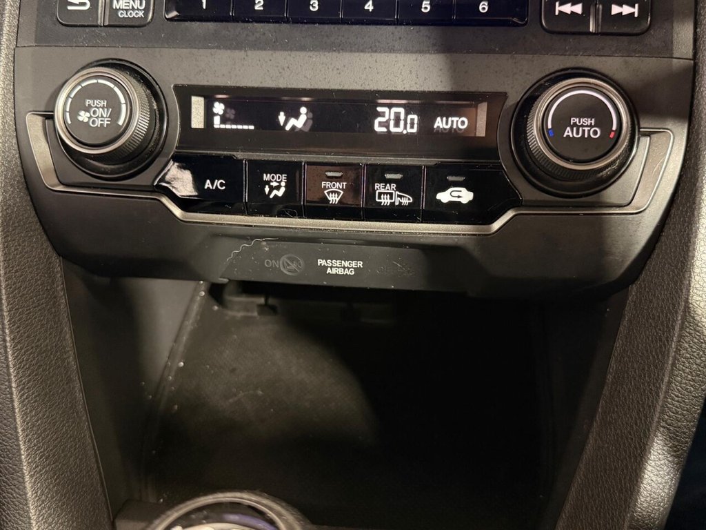 Used Honda Civic 2018 for sale - 76203500: Photo 40
