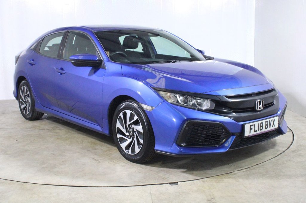 Used Honda Civic 2018 for sale - 76203500: Photo 52