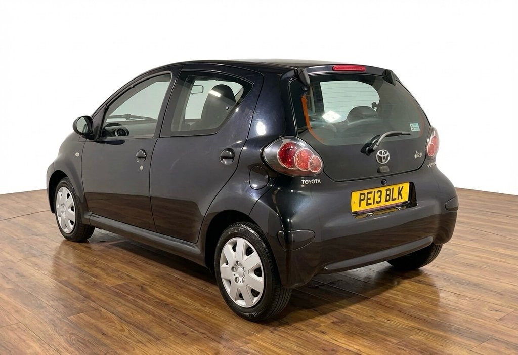 Used Toyota AYGO 2013 for sale - 77199832: Photo 10