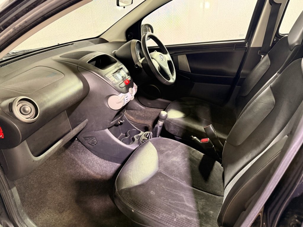 Used Toyota AYGO 2013 for sale - 77199832: Photo 16