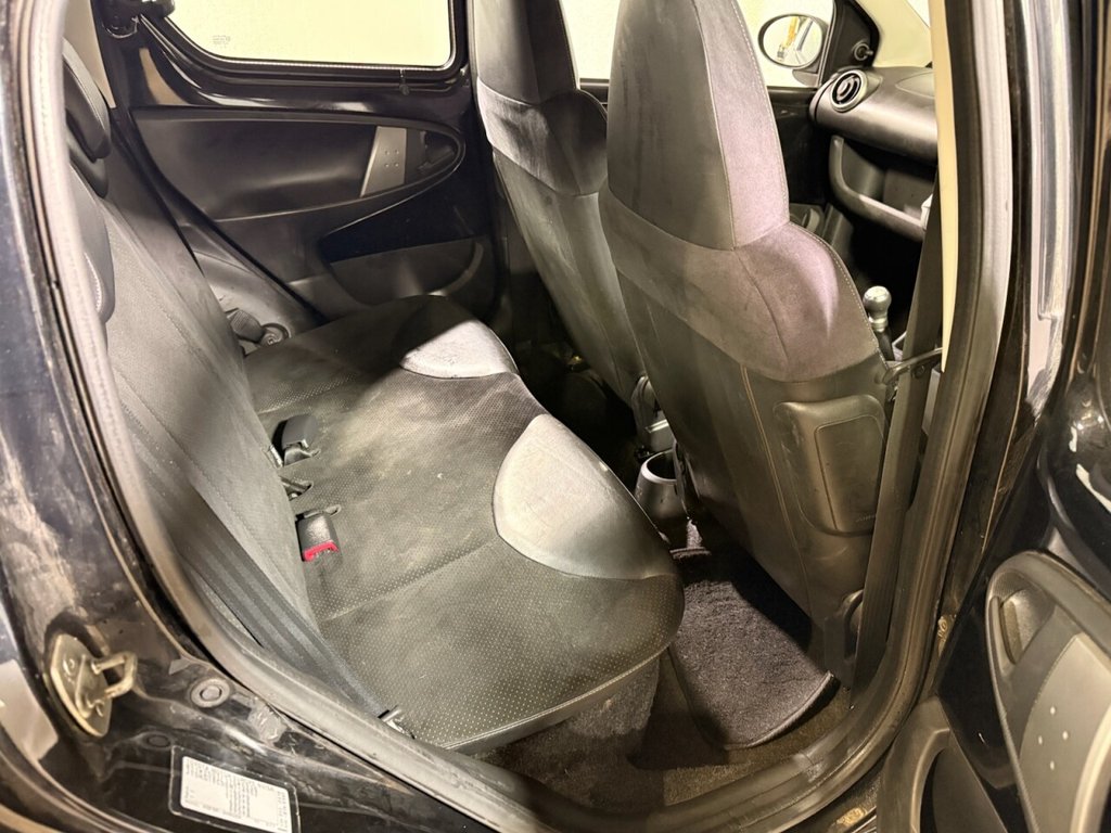 Used Toyota AYGO 2013 for sale - 77199832: Photo 19