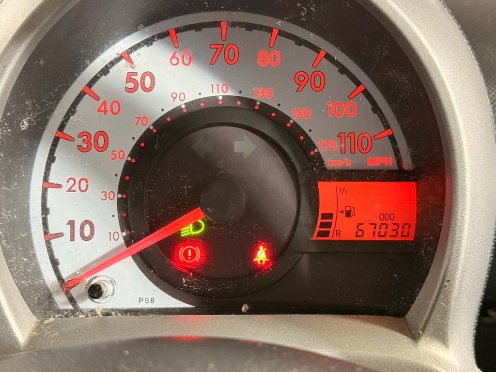 Used Toyota AYGO 2013 for sale - 77199832: Photo 29