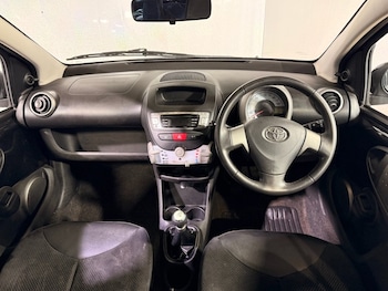 Used Toyota AYGO 2013 for sale - 77199832: Photo