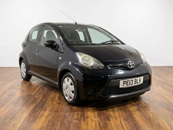 Used Toyota AYGO 2013 for sale - 77199832: Photo