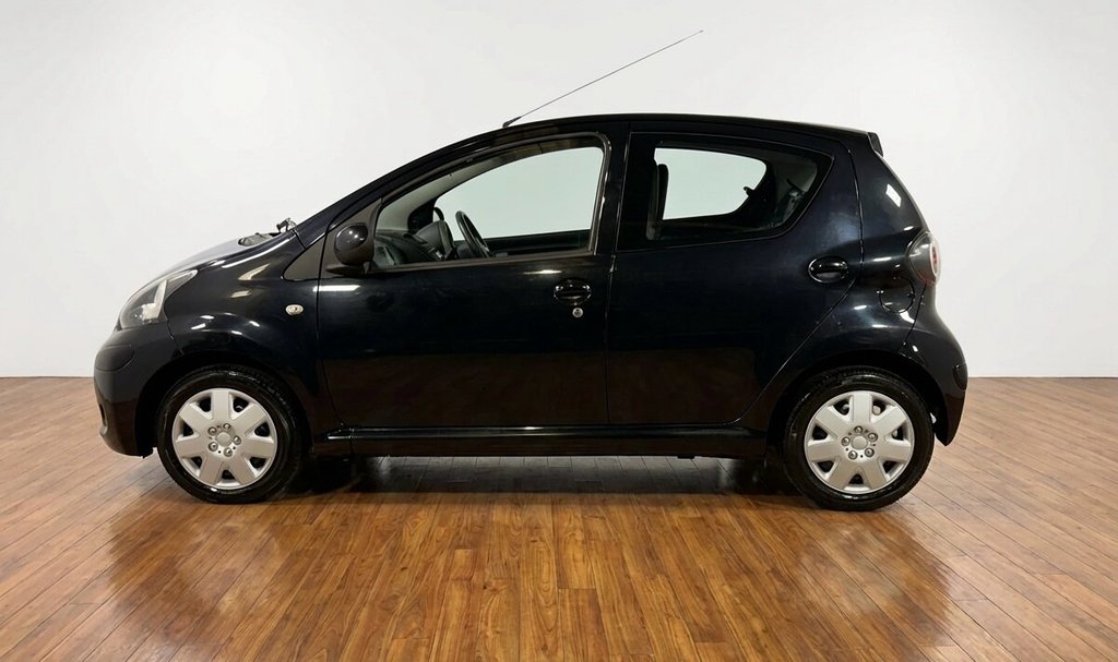 Used Toyota AYGO 2013 for sale - 77199832: Photo 7