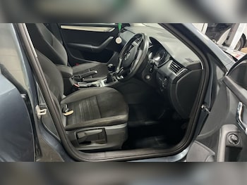 Used Skoda Octavia 2018 for sale - 75630539: Photo