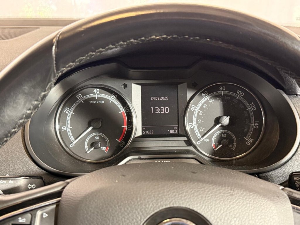 Used Skoda Octavia 2018 for sale - 75630539: Photo 37