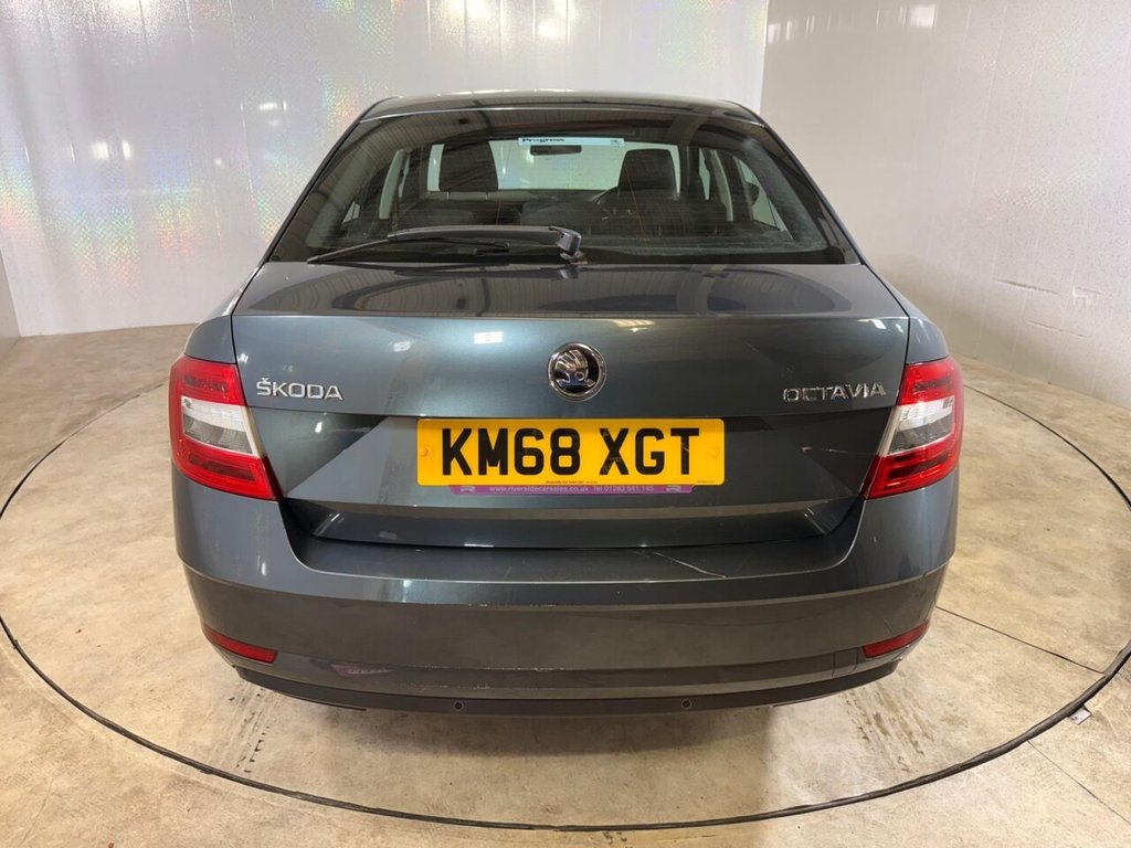 Used Skoda Octavia 2018 for sale - 75630539: Photo 54
