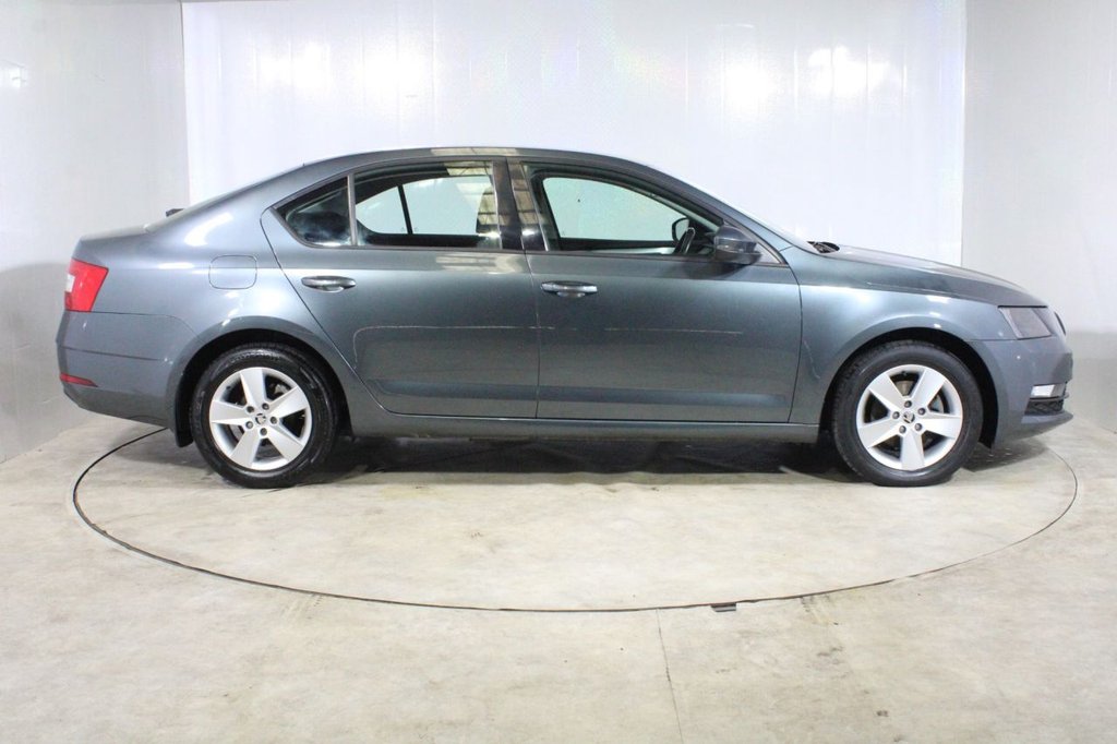 Used Skoda Octavia 2018 for sale - 75630539: Photo 58