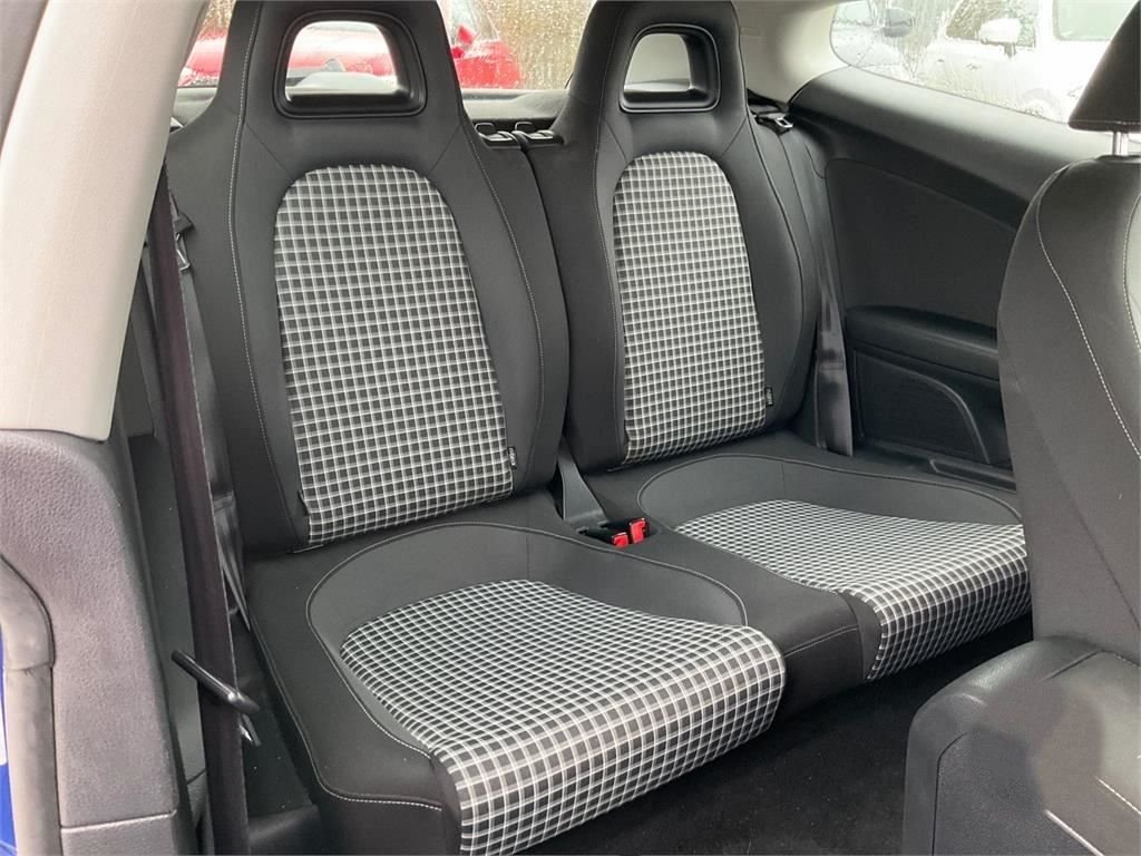 Used Volkswagen Scirocco 2016 for sale - 77547138: Photo 16