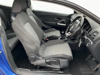 Used Volkswagen Scirocco 2016 for sale - 77547138: Photo