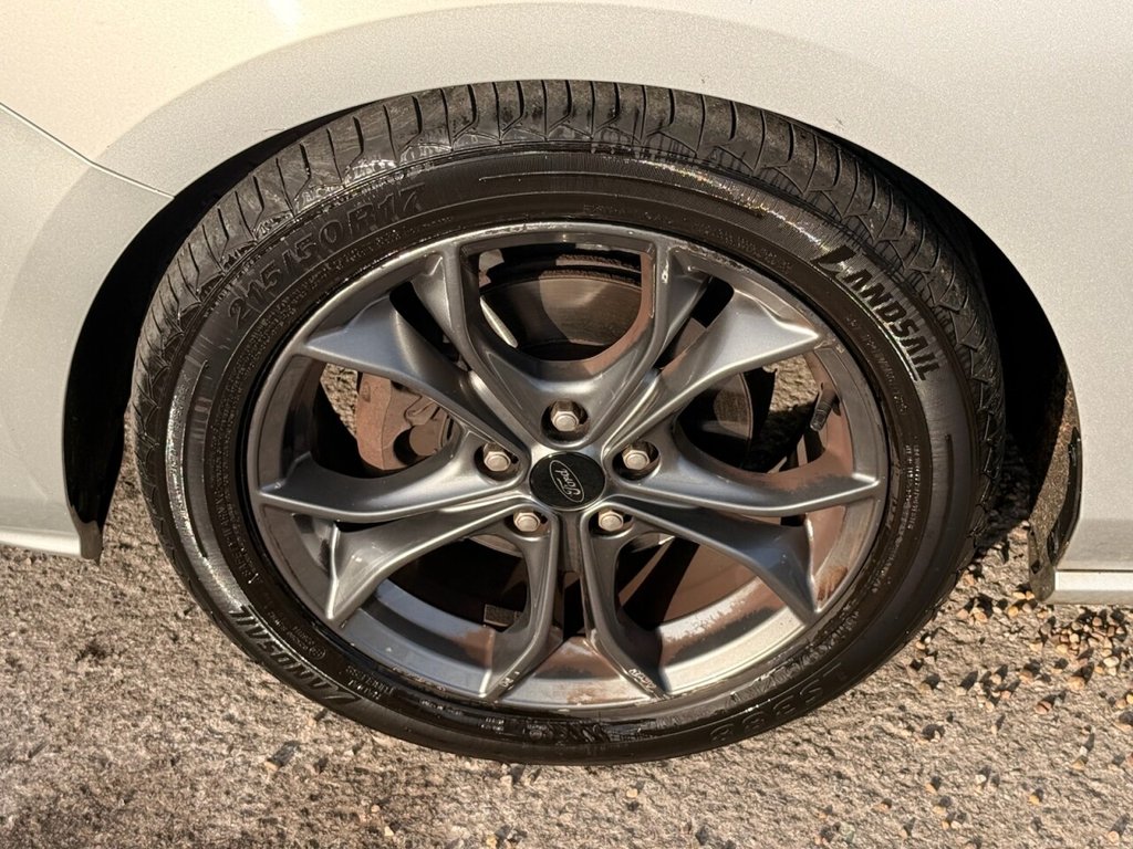 Used Ford Focus 2019 for sale - 77100980: Photo 31