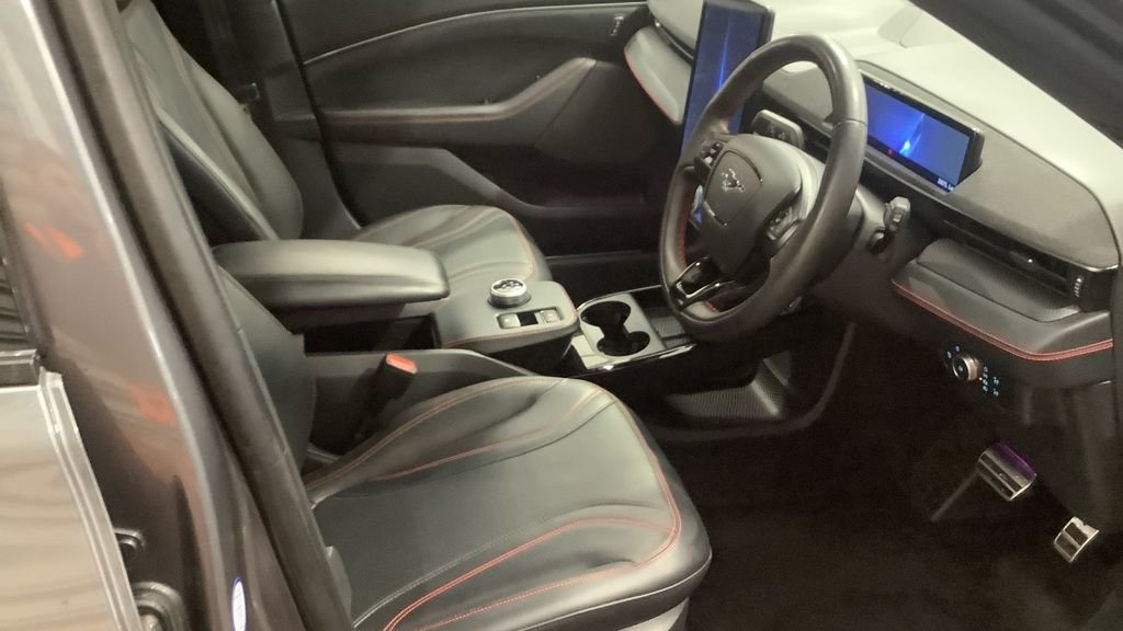 Used Ford Mustang Mach-E 2021 for sale - 76546666: Photo 2