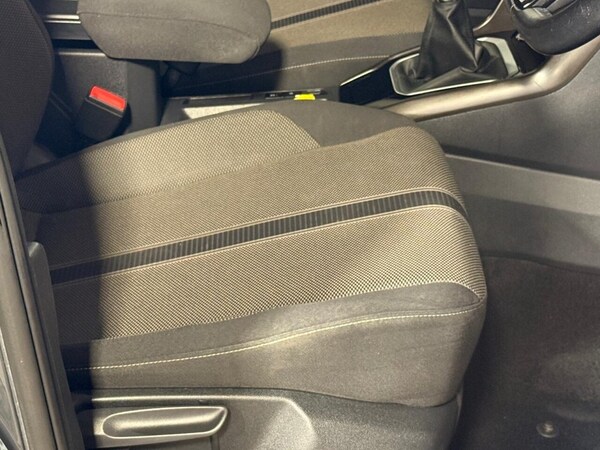 Used Volkswagen T-Roc 2019 for sale - 75666519: Photo 17