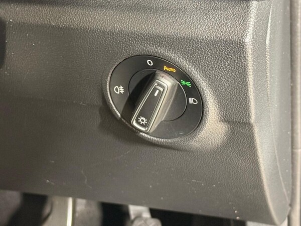 Used Volkswagen T-Roc 2019 for sale - 75666519: Photo 19