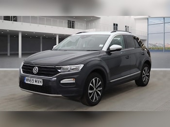 Used Volkswagen T-Roc 2019 for sale - 75666519: Photo