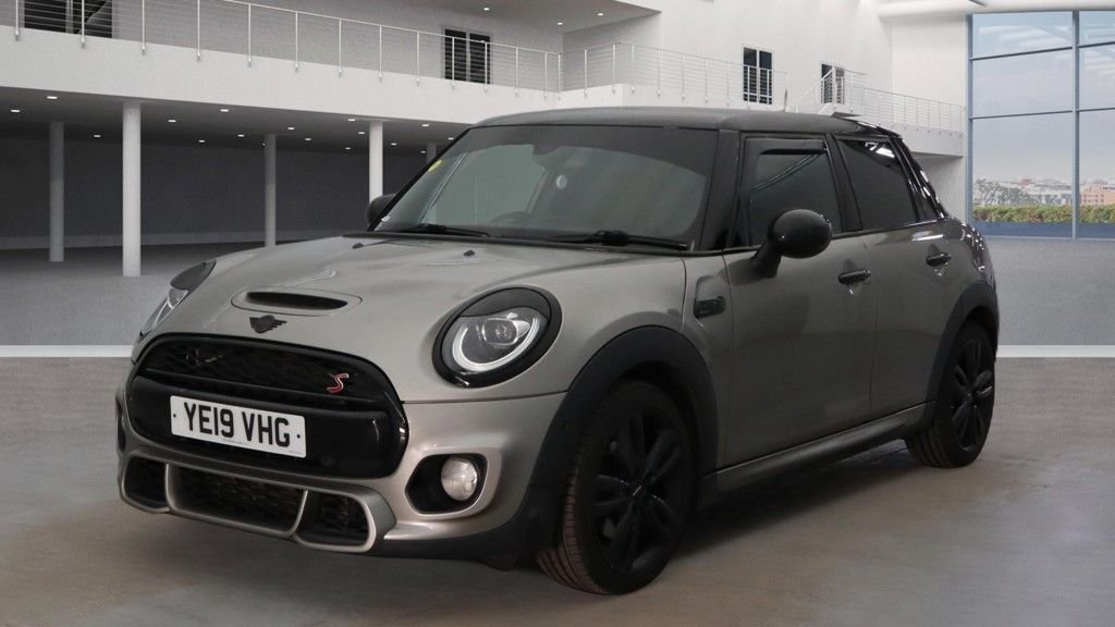 Used MINI Hatch 2019 for sale - 77920480: Photo 4