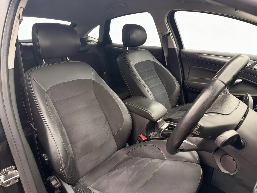 Used Ford Mondeo 2013 for sale - 77703672: Photo 24