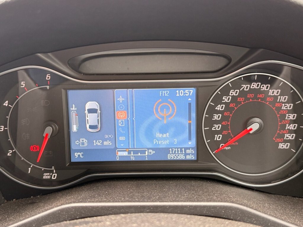 Used Ford Mondeo 2013 for sale - 77703672: Photo 39