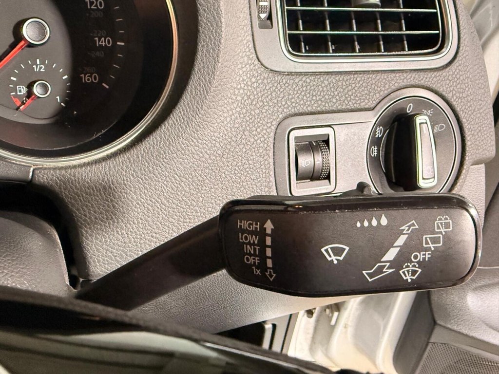 Used Volkswagen Polo 2016 for sale - 77110345: Photo 22