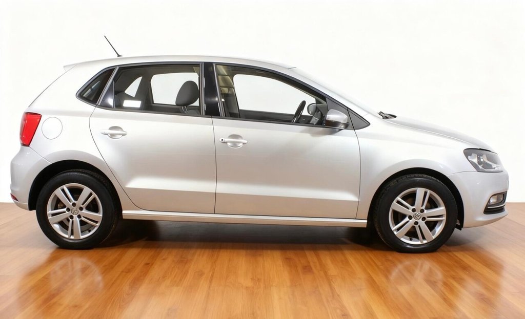 Used Volkswagen Polo 2016 for sale - 77110345: Photo 5